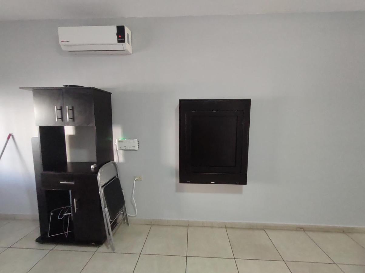 La Quinta Departamentos Apartment Hermosillo Exterior photo